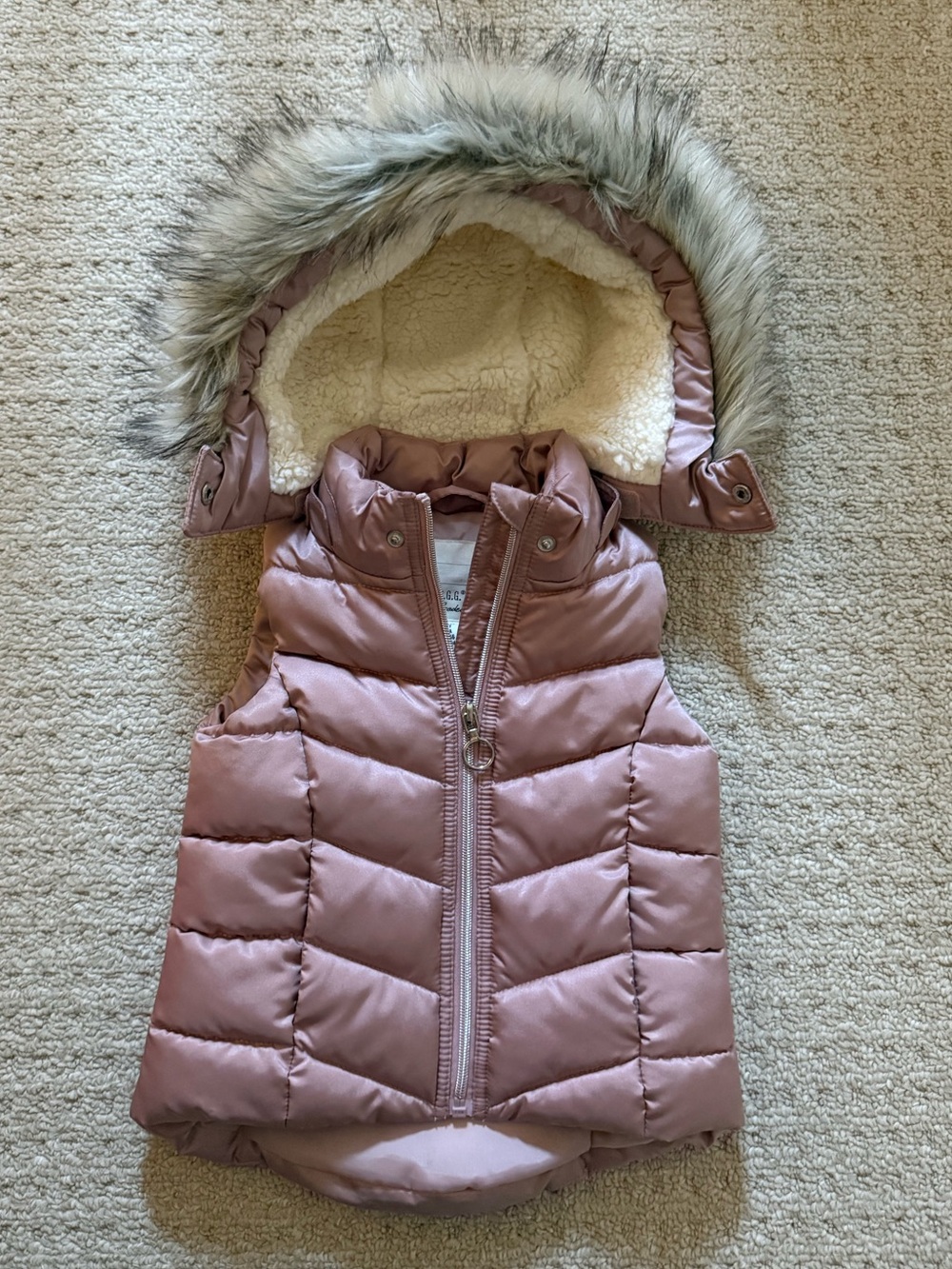 Girls' Puffer Vest with Faux Fur Hood 2-4T